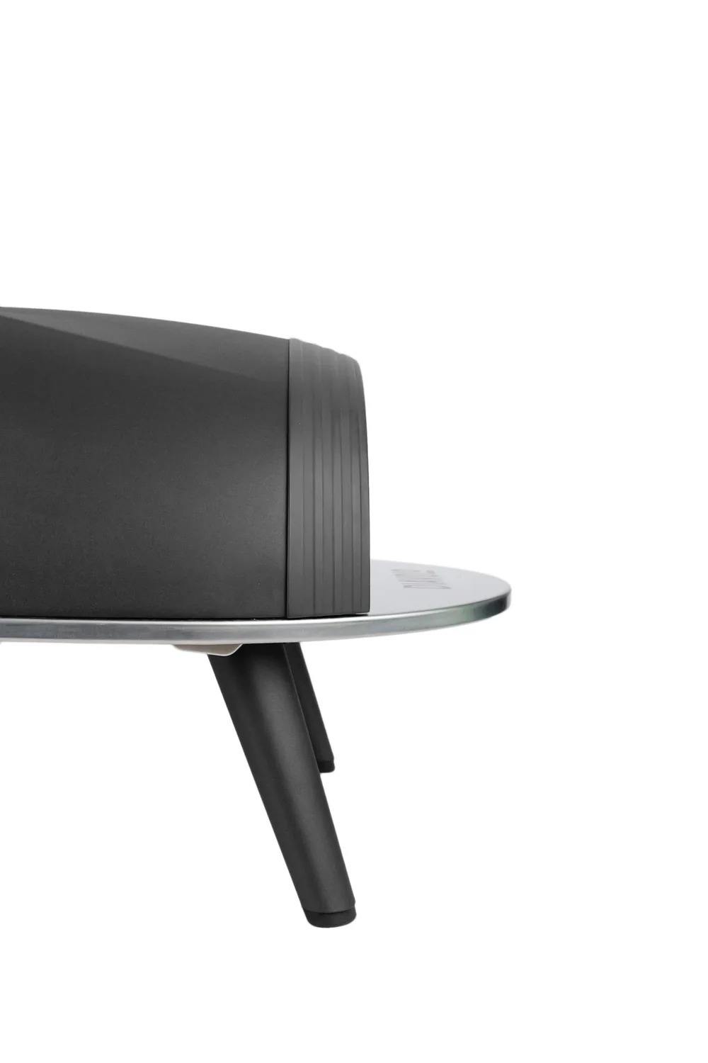 four à pizza rapide et compact